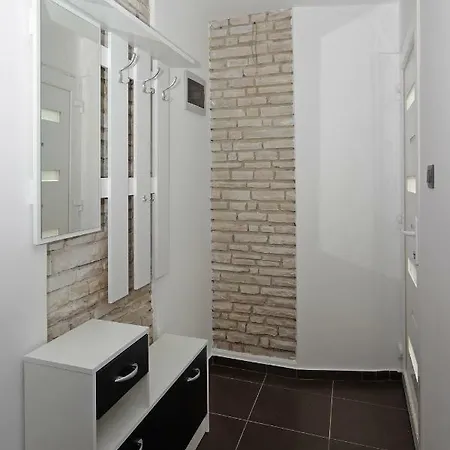 Natasa Apartment *