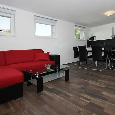 Natasa Apartment
